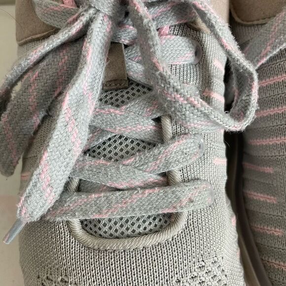 Zeba Grey Slip On Hands Free Sneakers Size 11 - Picture 6 of 16